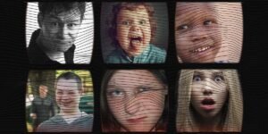 A imagem mostra diversos rostos com expressões emocionais